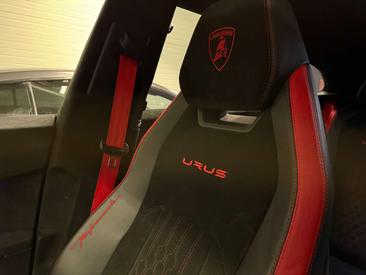 Lamborghini Urus Performante — photo 36