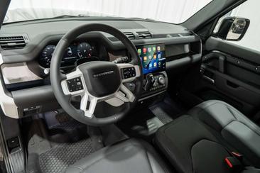 Land Rover Defender 110 Hard Top D250 — photo 12