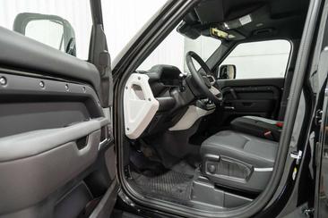 Land Rover Defender 110 Hard Top D250 — photo 13