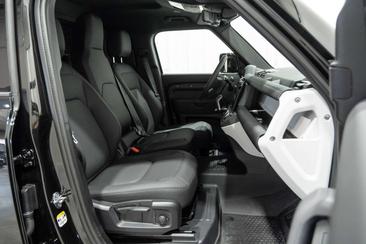 Land Rover Defender 110 Hard Top D250 — photo 16