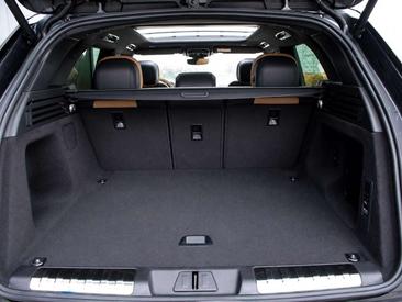 Land Rover Range Rover Sport P550e — photo 11