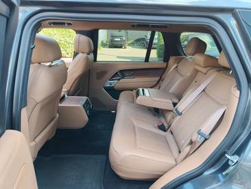 Land Rover Range Rover P440e — photo 7