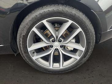 Land Rover Range Rover D300 — photo 10