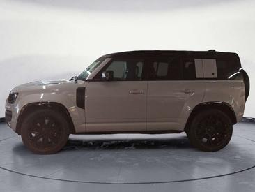 Land Rover Defender P635 — photo 2