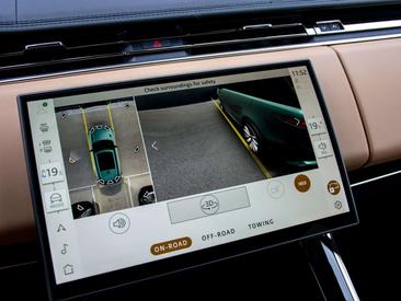 Land Rover Range Rover Sport P550e — photo 18