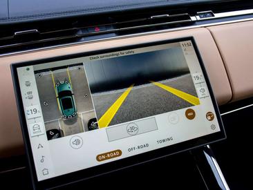Land Rover Range Rover Sport P550e — photo 19