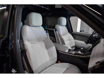 Land Rover Range Rover Sport P460e — photo 8