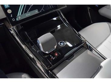 Land Rover Range Rover Sport P460e — photo 14