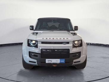 Land Rover Defender P635 — photo 7