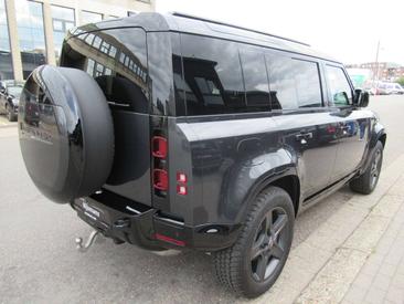 Land Rover Defender 110 P400e — photo 5