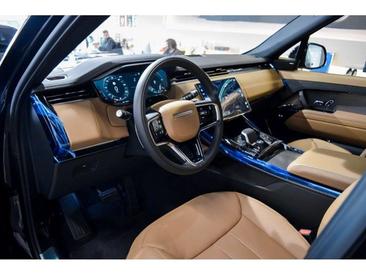 Land Rover Range Rover Sport D250 — photo 3