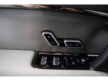 Land Rover Range Rover Sport P460e — photo 18