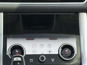 Land Rover Range Rover Sport P400e — photo 10
