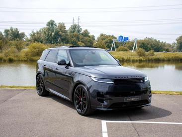 Land Rover Range Rover Sport P550e — photo 25