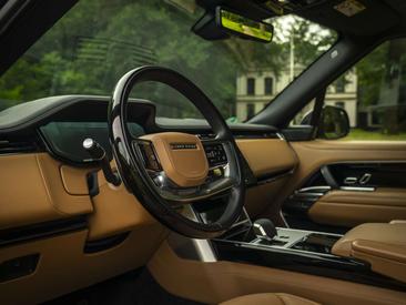 Land Rover Range Rover D350 — photo 7