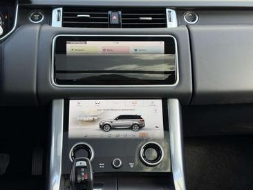 Land Rover Range Rover Sport P400e — photo 13