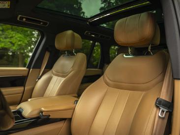 Land Rover Range Rover D350 — photo 8