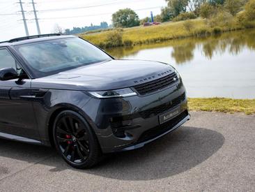 Land Rover Range Rover Sport P550e — photo 27