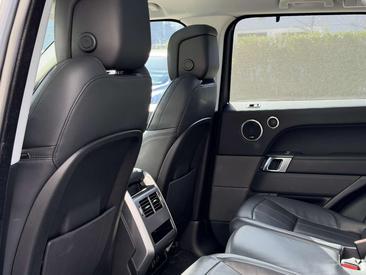 Land Rover Range Rover Sport P400e — photo 23