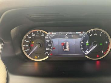Land Rover Discovery Sport D200 — photo 15