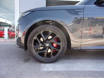 Land Rover Range Rover Sport P460e — photo 13