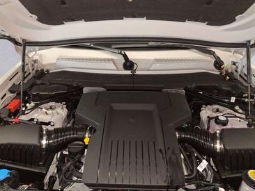 Land Rover Defender P635 — photo 15