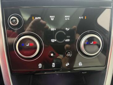 Land Rover Discovery Sport D200 — photo 17