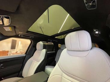 Land Rover Range Rover Sport P550e — photo 9