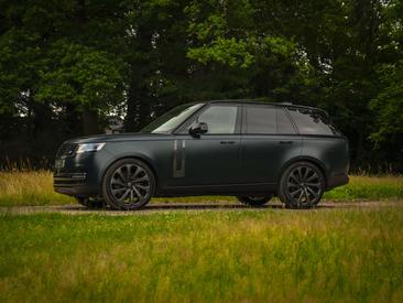 Land Rover Range Rover D350 — photo 13
