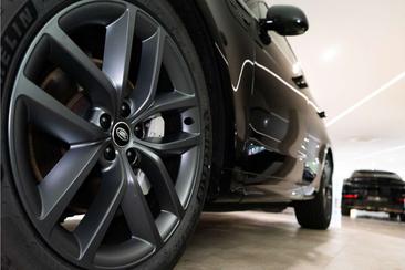 Land Rover Range Rover Sport P460e — photo 11