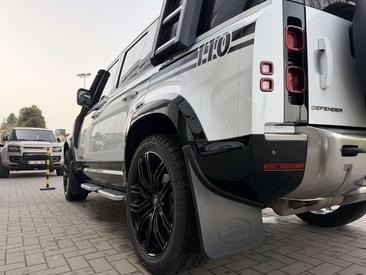 Land Rover Defender 110 Hard Top D250 — photo 9