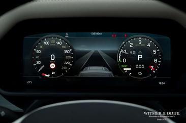 Land Rover Defender 110 P400e — photo 13