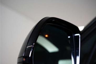 Land Rover Range Rover Sport P460e — photo 14