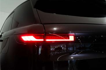 Land Rover Range Rover Sport P460e — photo 16