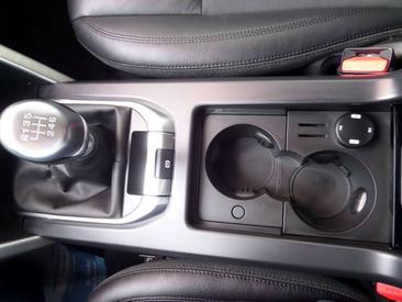 Land Rover Discovery Sport TD4 — photo 14