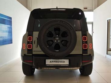 Land Rover Defender 90 D200 MHEV — photo 3
