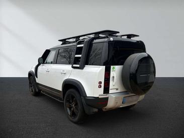 Land Rover Defender 110 D300 MHEV — photo 6