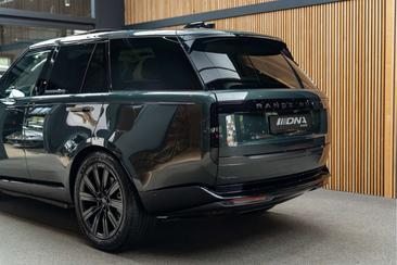 Land Rover Range Rover P460e — photo 12