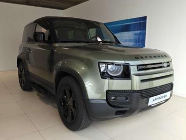Land Rover Defender 90 D200 MHEV — photo 5