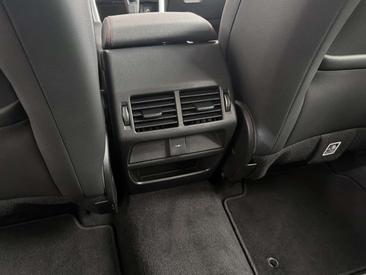 Land Rover Discovery Sport D200 — photo 15