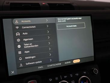 Land Rover Defender 110 P300e — photo 22