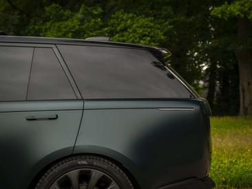Land Rover Range Rover D350 — photo 24
