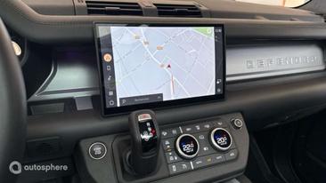Land Rover Defender 110 P400e — photo 18
