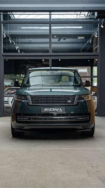 Land Rover Range Rover P460e — photo 19