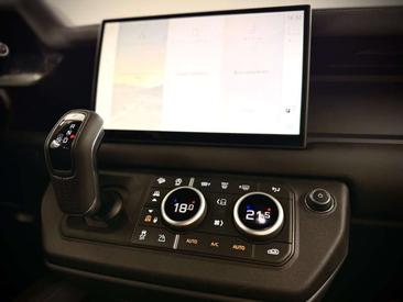 Land Rover Defender 110 Hard Top D250 — photo 21