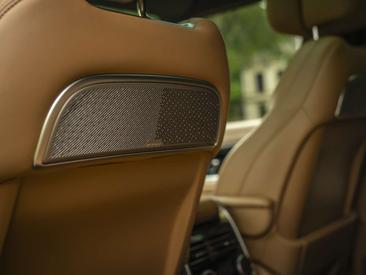 Land Rover Range Rover D350 — photo 29