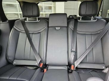 Land Rover Range Rover P460e — photo 8