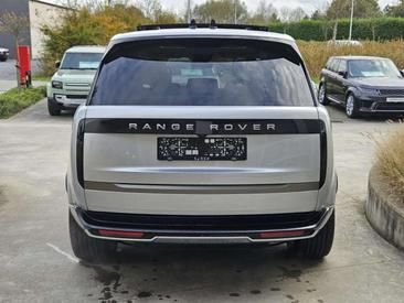 Land Rover Range Rover P460e — photo 11