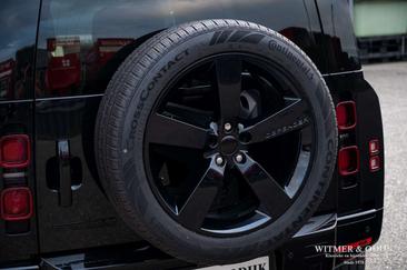 Land Rover Defender 110 P400e — photo 30