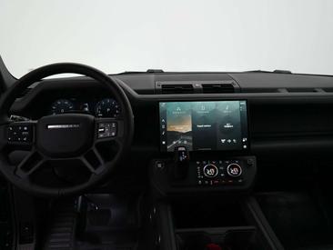 Land Rover Defender 110 P300e — photo 37